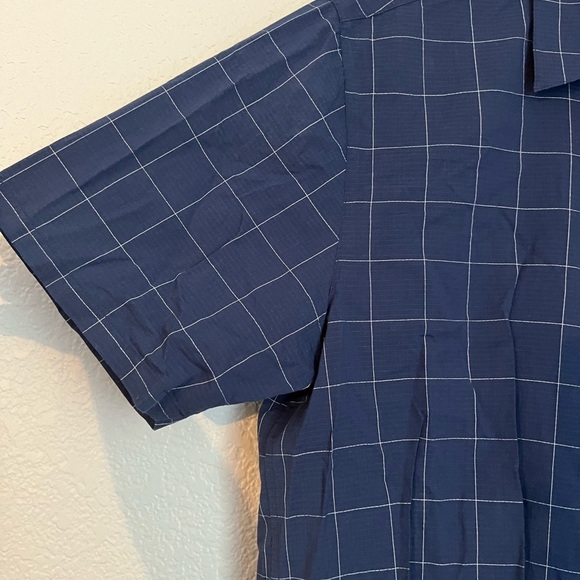 Baldwin Kansas City Navy Blue Button Down Collared Shirt - Picture 6 of 6